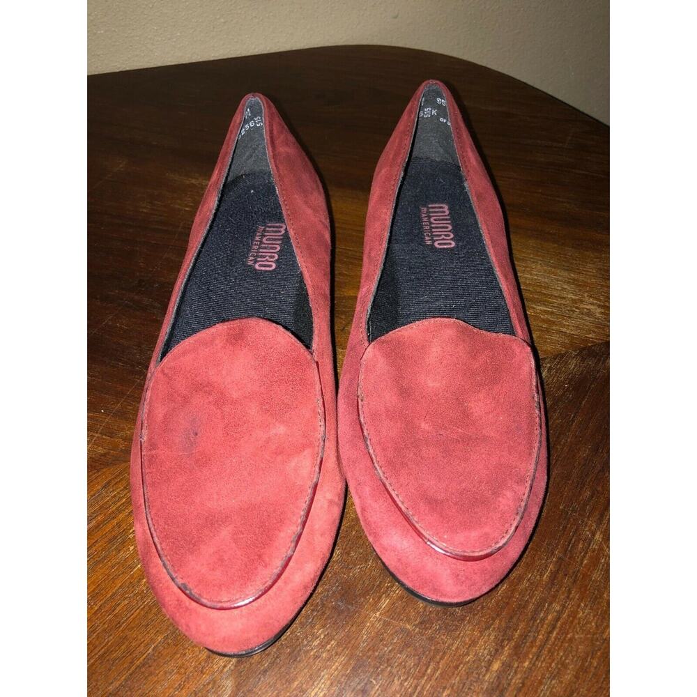 Munro America Cranberry Red Loafers 7M